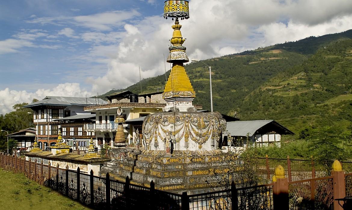 Nepalese chorten in Rangjung, East Bhutan