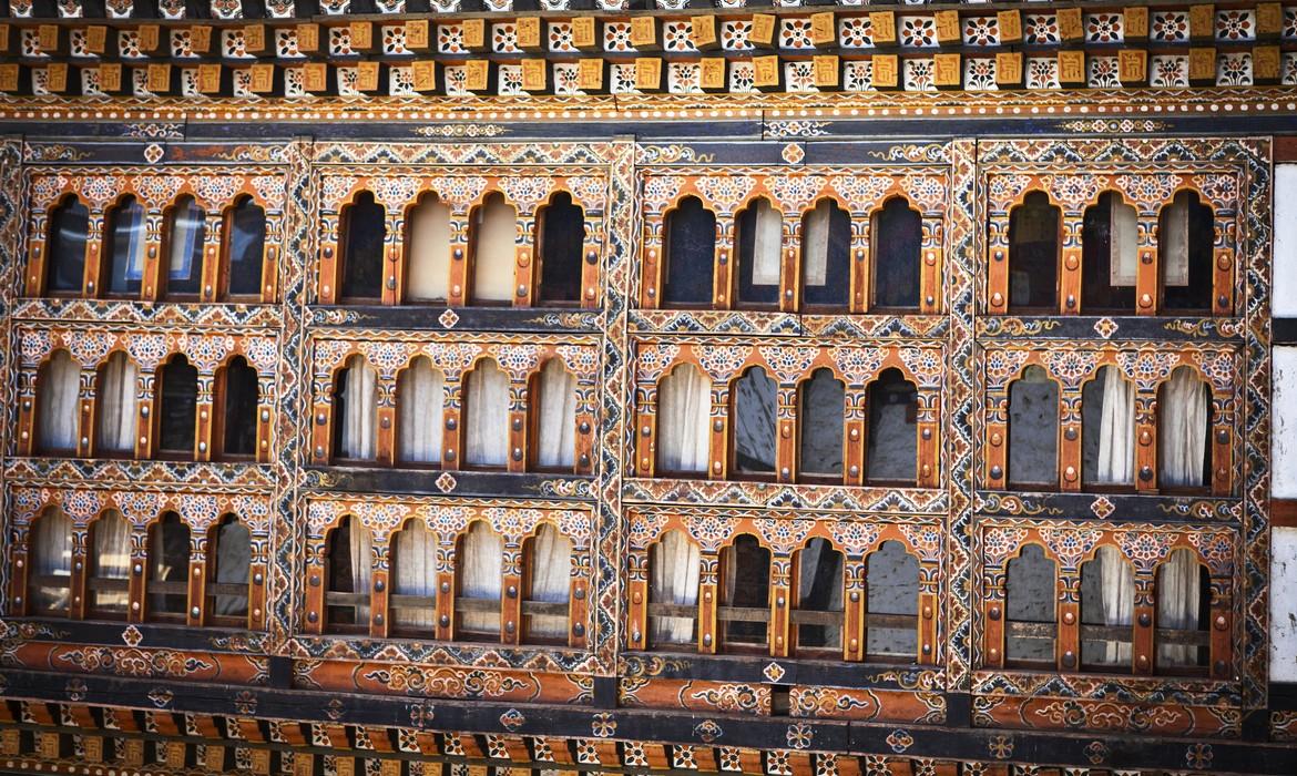 Windows of Lhuentse Dzong Monastery, Lhuentse