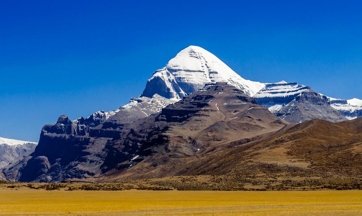 Clear skies, Mount Kailash