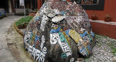 insciptions on rock, Tibetan Settlement