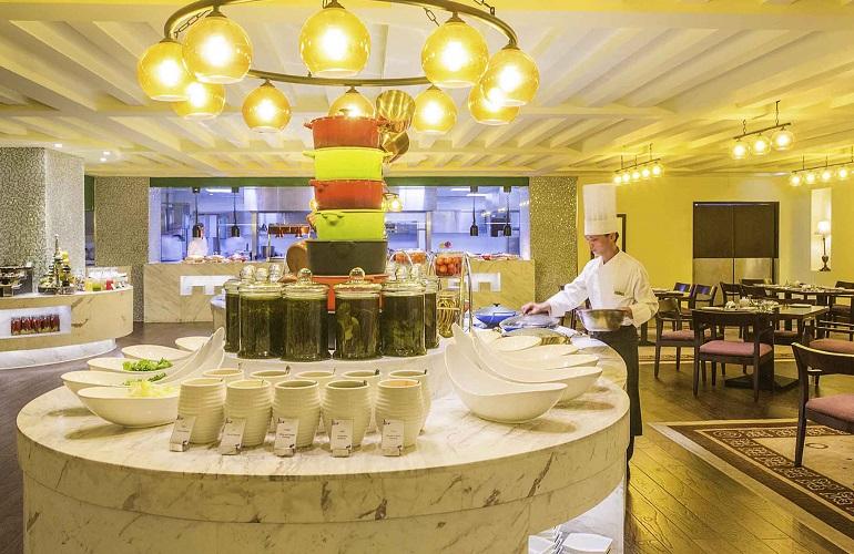 Restaurant, Grand Mercure Urumqi