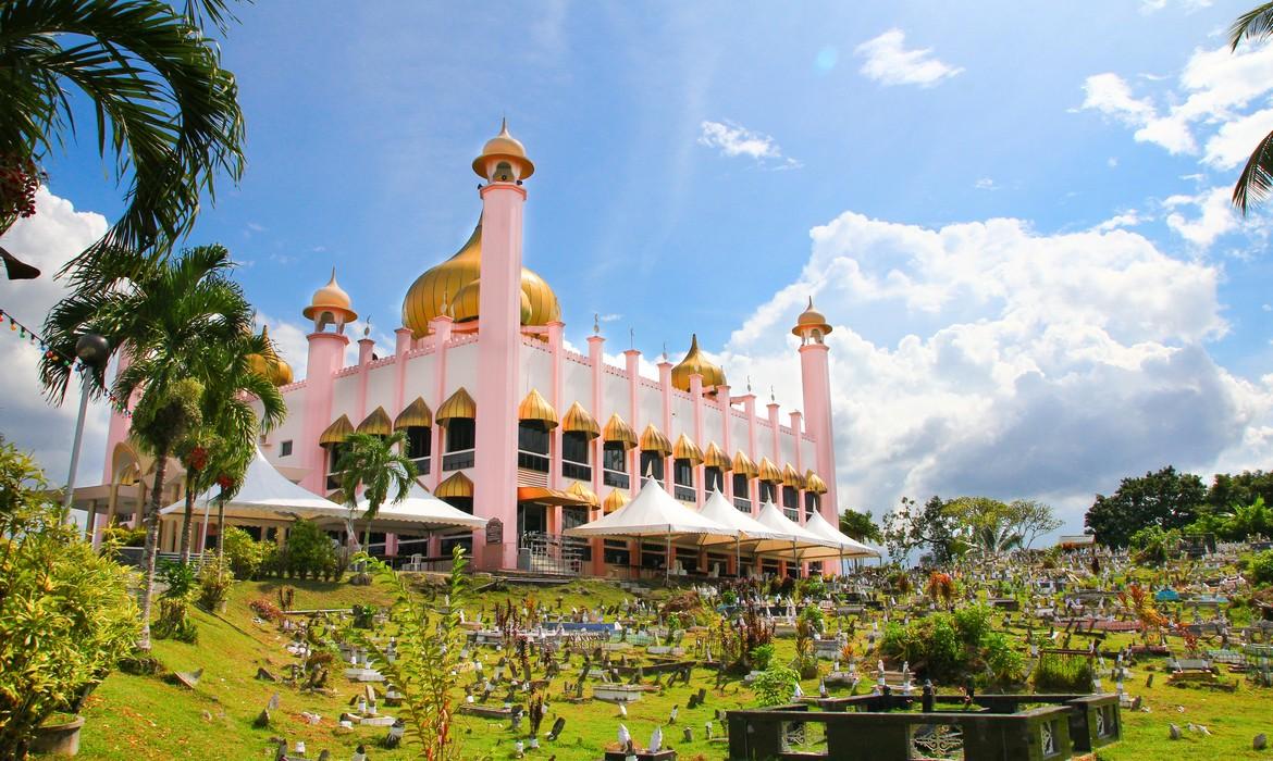 Pink Mosque, Kuching
