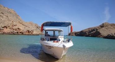 Private boat tour, Muscat