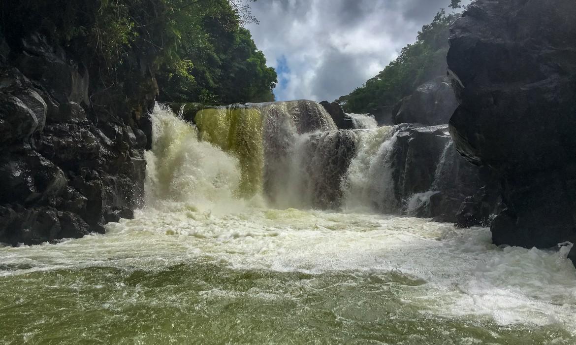 Grand River South East Waterfalls, Beau Champ