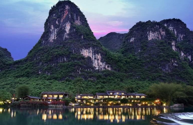 Yangshuo Mountain Retreat