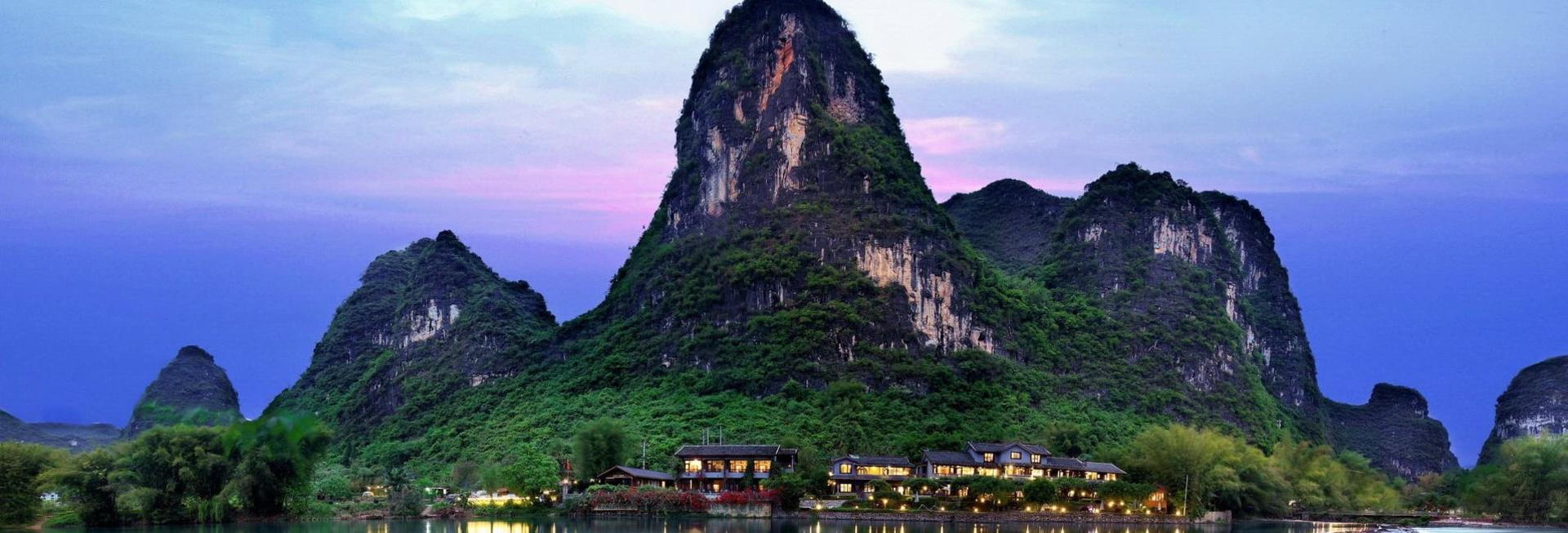 Yangshuo Mountain Retreat
