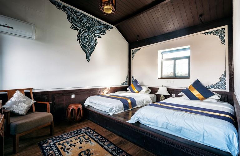 Twin room, Linden Centre