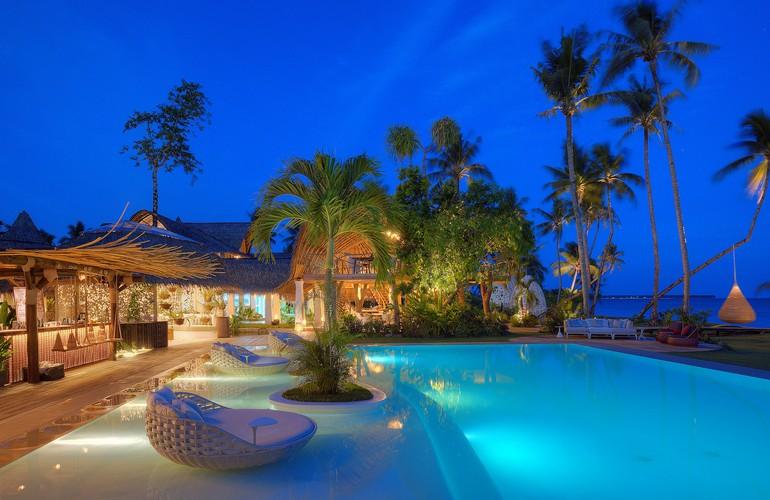 Hideaway Village by night, Nay Palad Hideaway