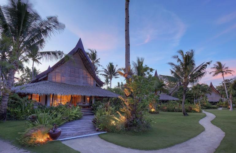 Ocean View Villa pathway, Nay Palad Hideaway