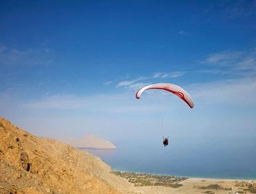 Paragliding, Zighy Bay