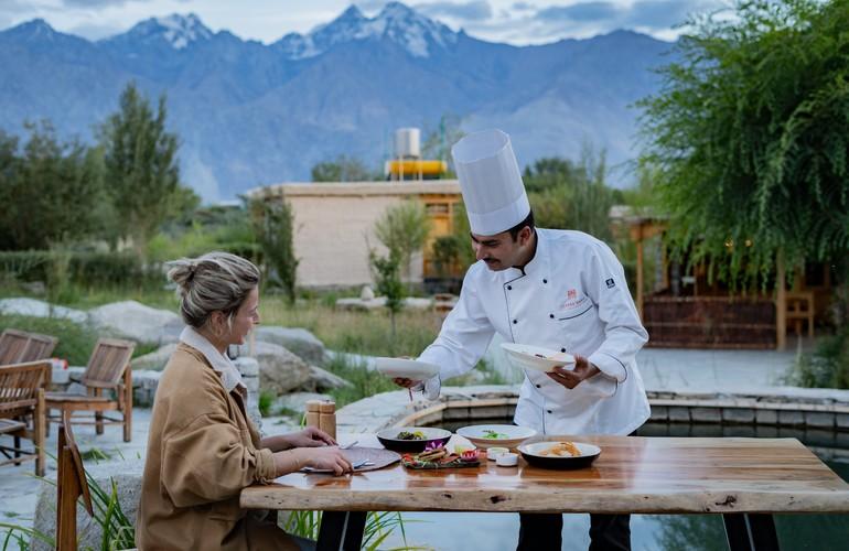 Dining experience,Lchang Nang Retreat