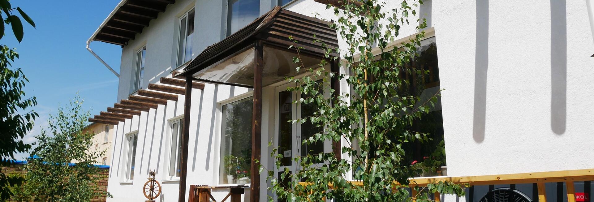 Matsunoki Hotel, Karakol