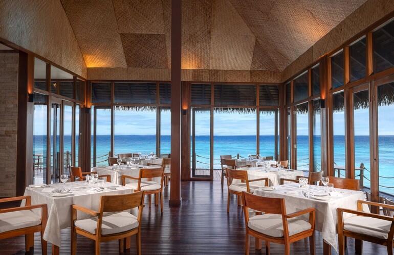 Water Villa Restaurant & Lounge, Adaaran Select Meedhupparu