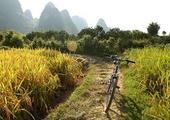 Multi-day cycling tour through the Guangxi countryside