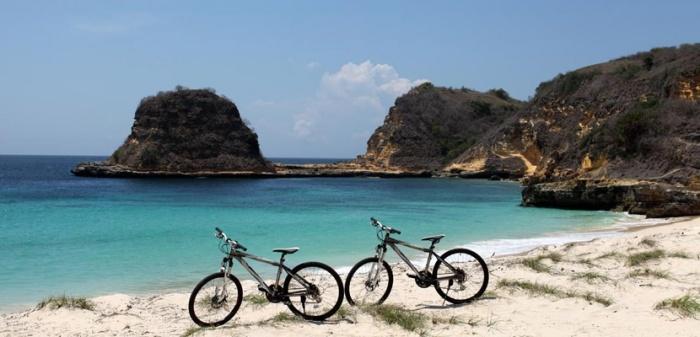 Mountain bikes ready for action, Jeeva Beloam