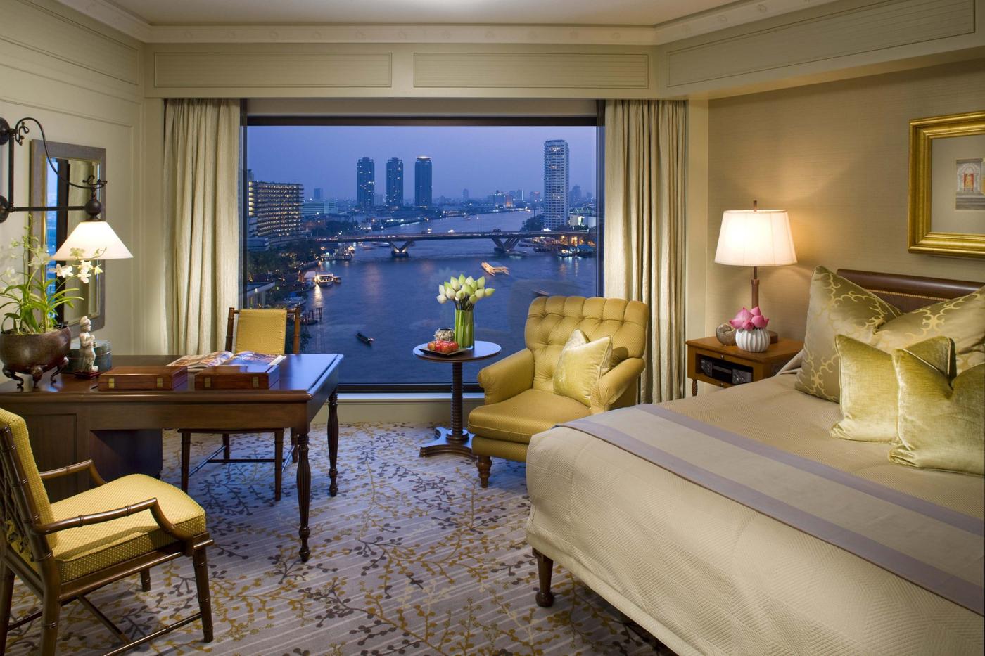 Deluxe room, Mandarin Oriental
