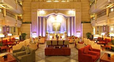 Atrium Lounge, Renaissance Riverside Hotel