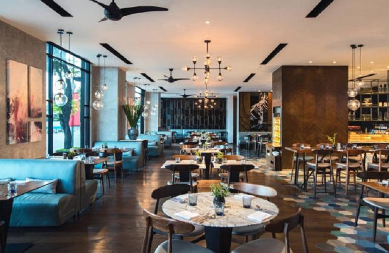 Restaurant, Renaissance Riverside Hotel