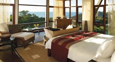 Treehouse Villa Room, Shangri-La Boracay