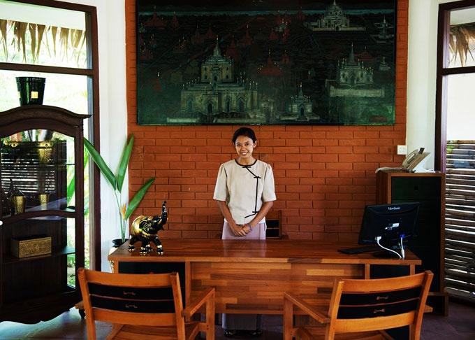 Blue Bird Hotel Bagan