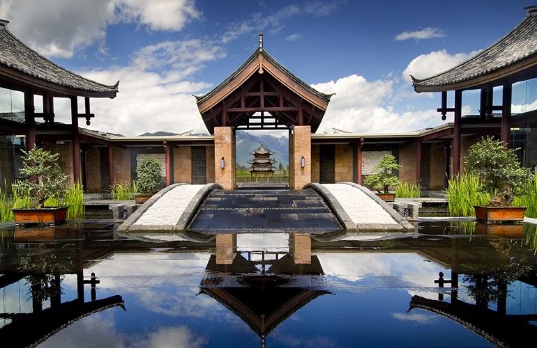 Banyan Tree Lijiang