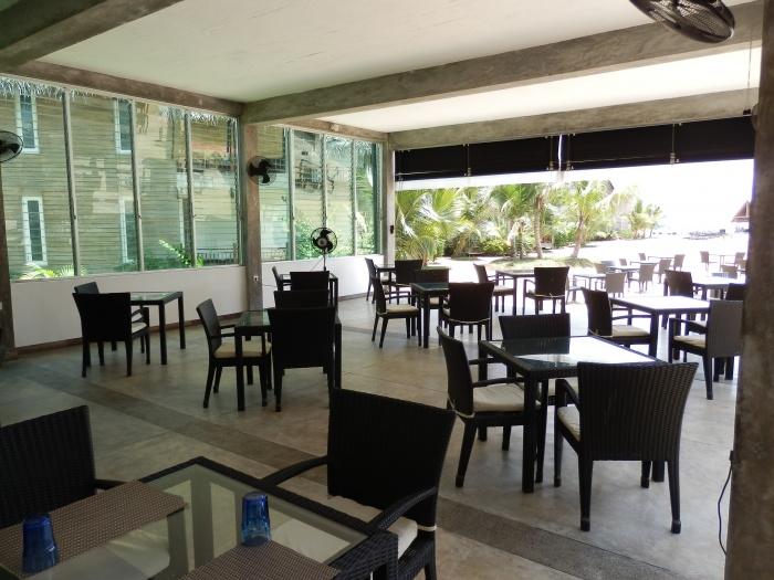 Restaurant, Maalu Maalu Resort & Spa