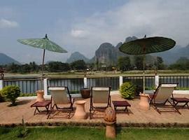 Villa Nam Song, Vang Vieng