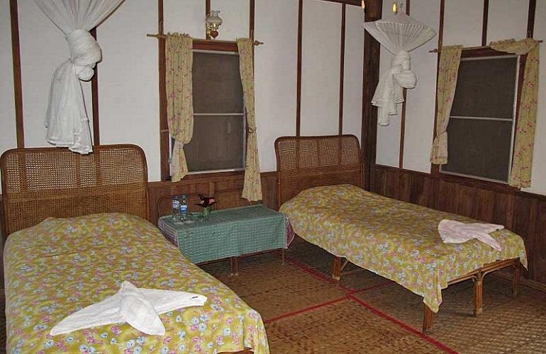 Twin Room, Sala Hin Boun