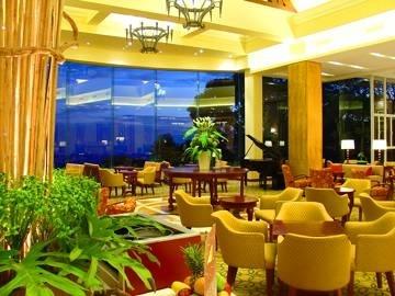 Lobby Lounge, Taal Vista Hotel