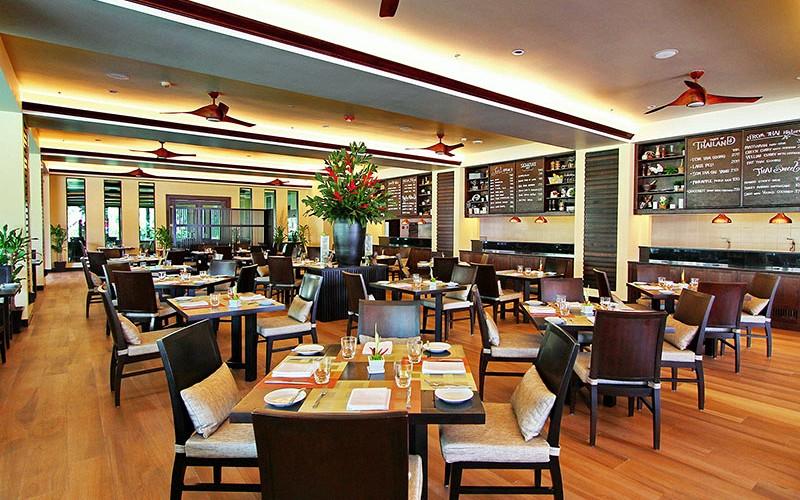 Just Thai Restaurant, The Emerald Cove