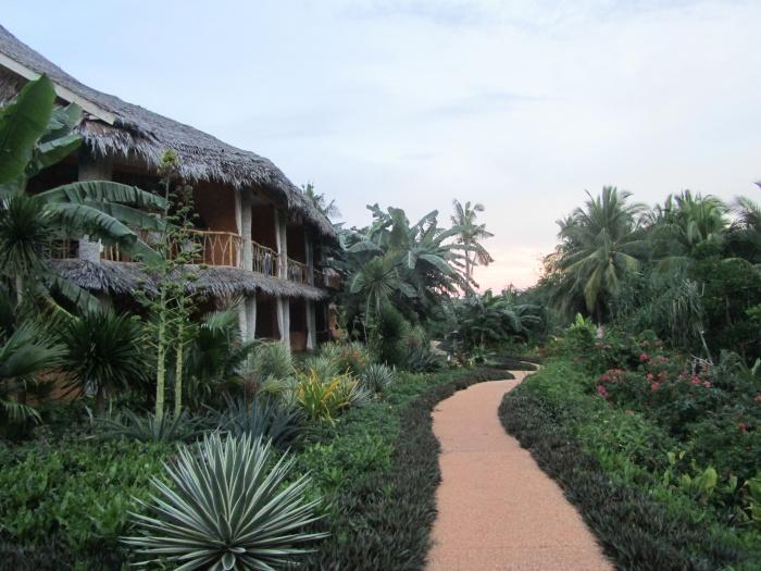 Resort gardens, Coco Grove Beach Resort