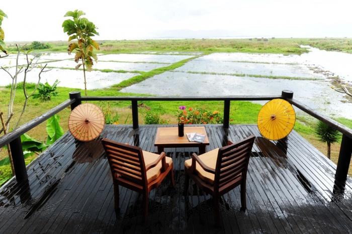 Villa terrace, Villa Inle Resort & Spa