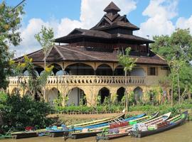 Lobby and Restaurant from neighbouring canal