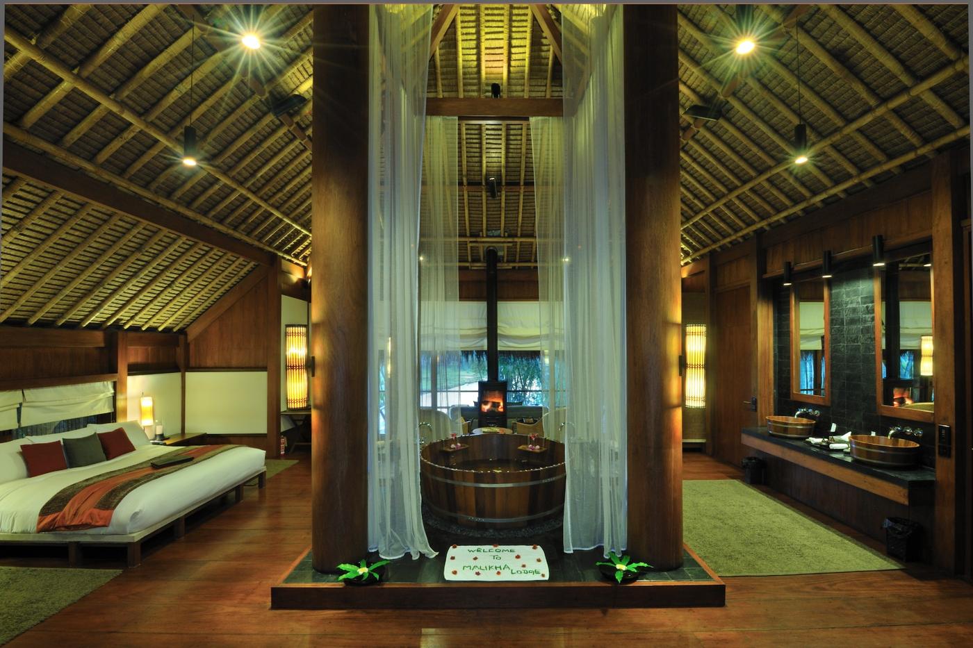 Bedroom, Malikha Lodge