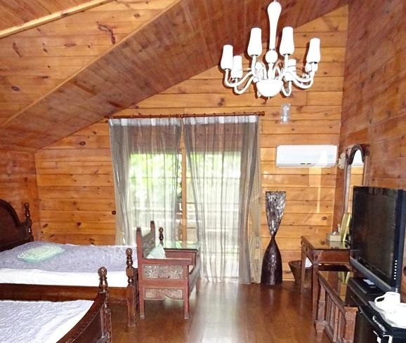 twin room