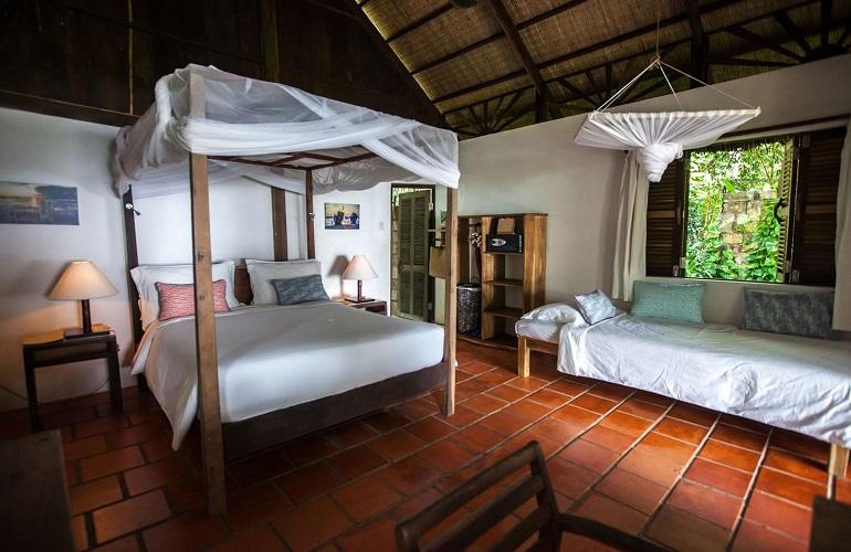 Fisherman's Bungalow, Mango Bay