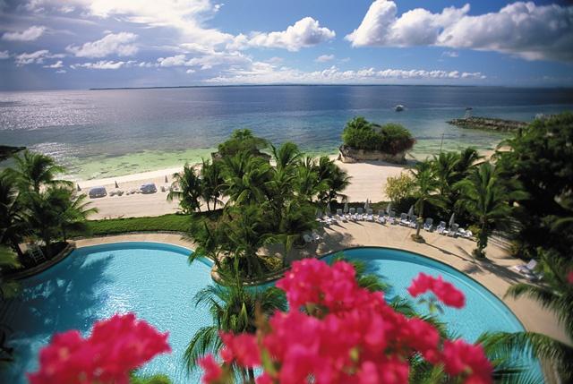 Pool and Beach, Shangri-La's Mactan Island Resort
