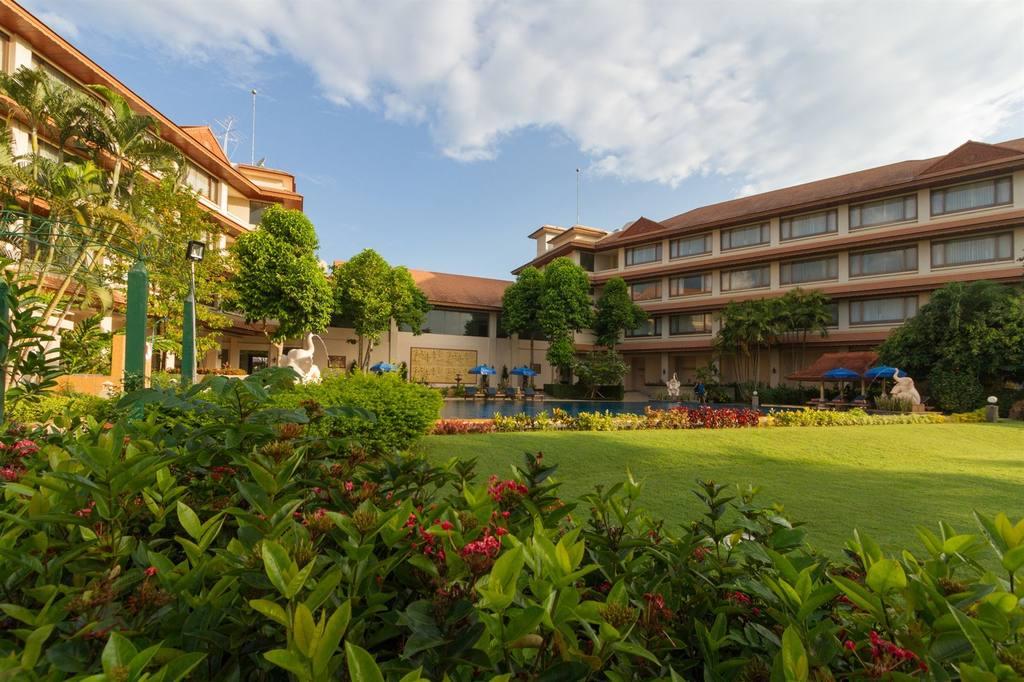 The Imperial River House Resort