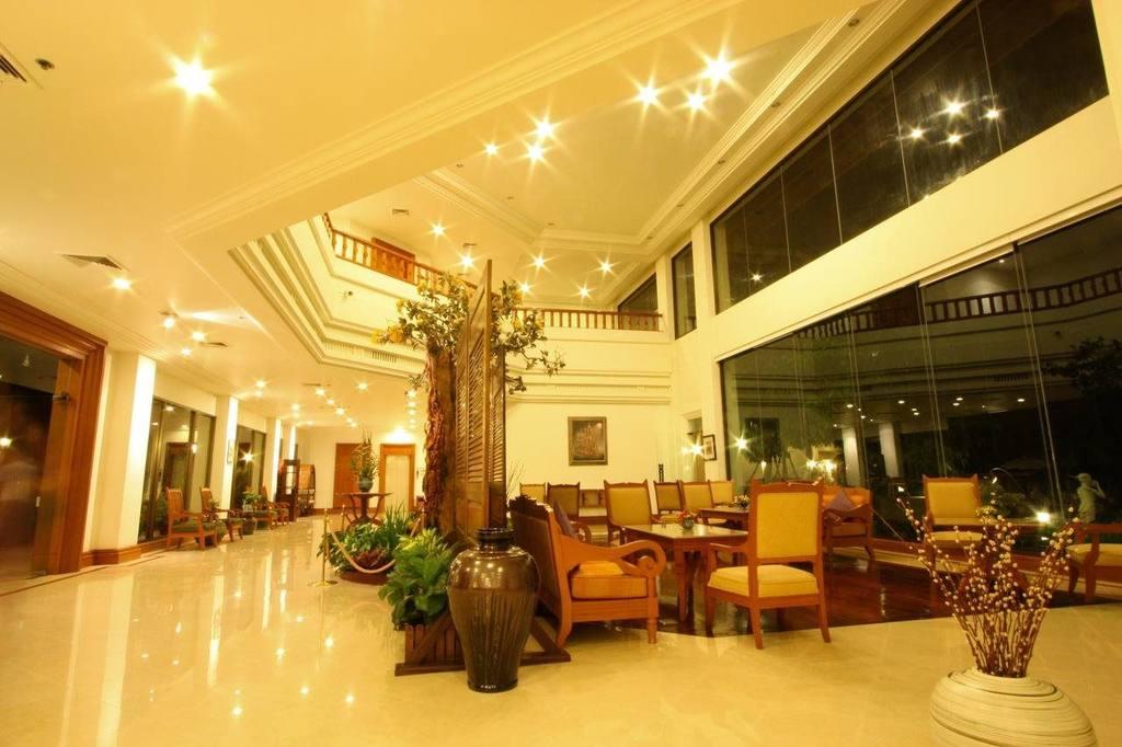 Lobby, The Imperial River House Resort