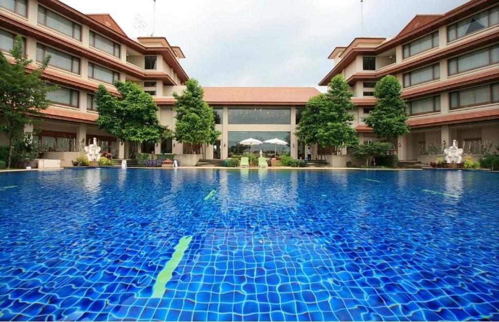 Swimming pool, The Imperial River House Resort