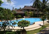 Salad Beach Resort