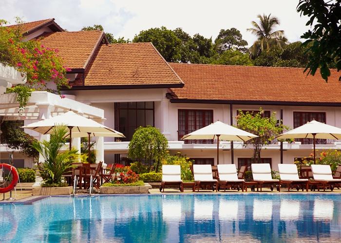 Swimming pool, Mahaweli Reach