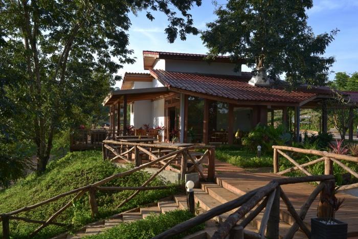 Mayura Hill Hotel & Resort