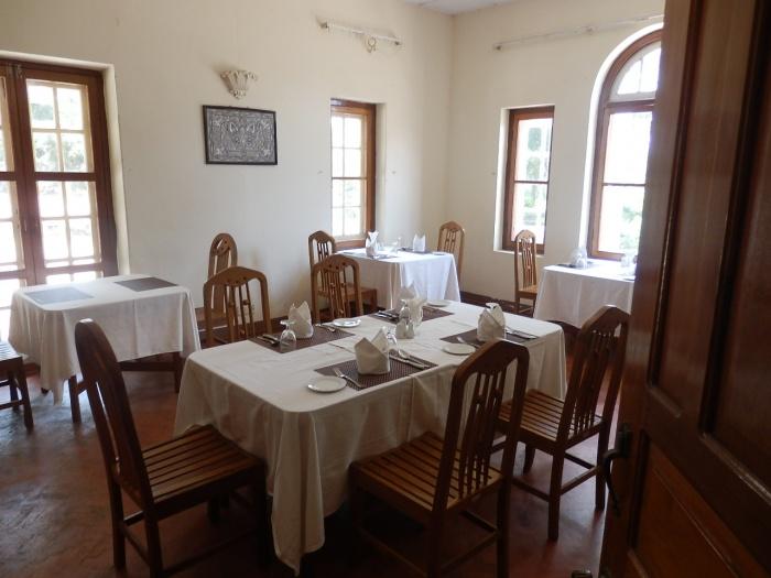 Restaurant, Kandawgyi Hill Resort