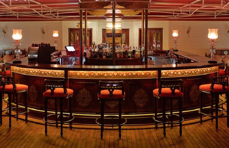East India Club, Jahan Cruise