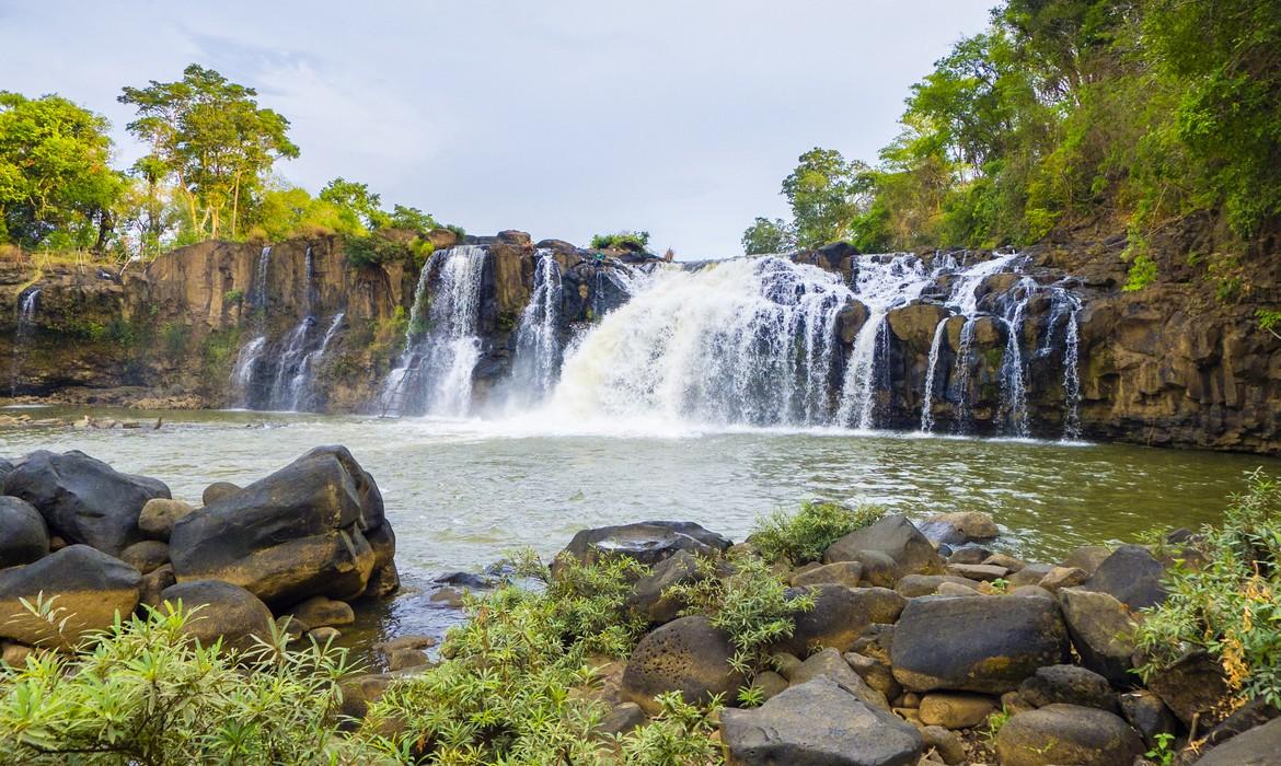 Tad Lo Waterfall, Bolaven Plateau