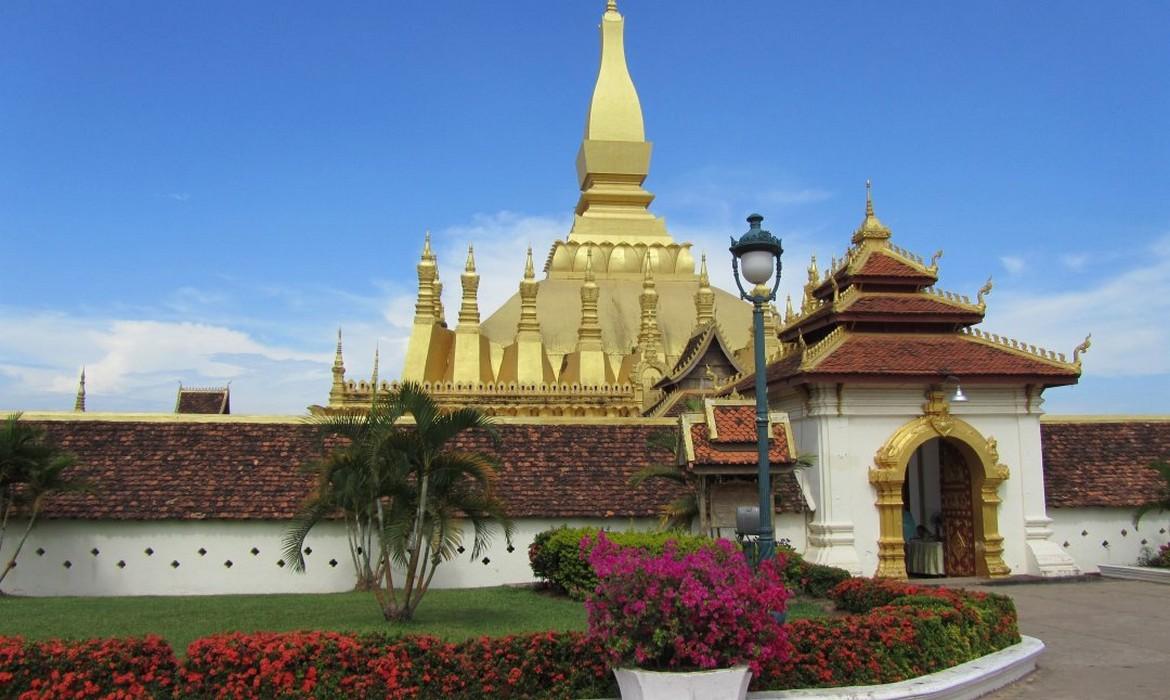That Luang, Vientiane
