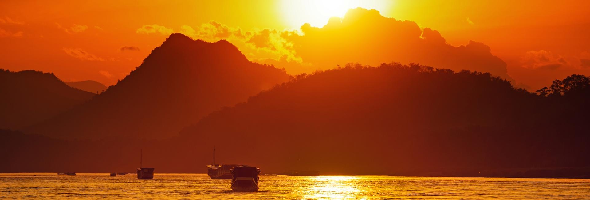 Mekong sunset, Thailand