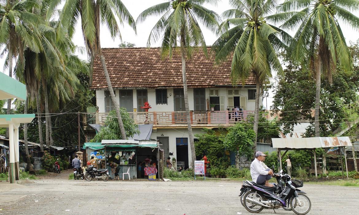 Street scene, Battambang