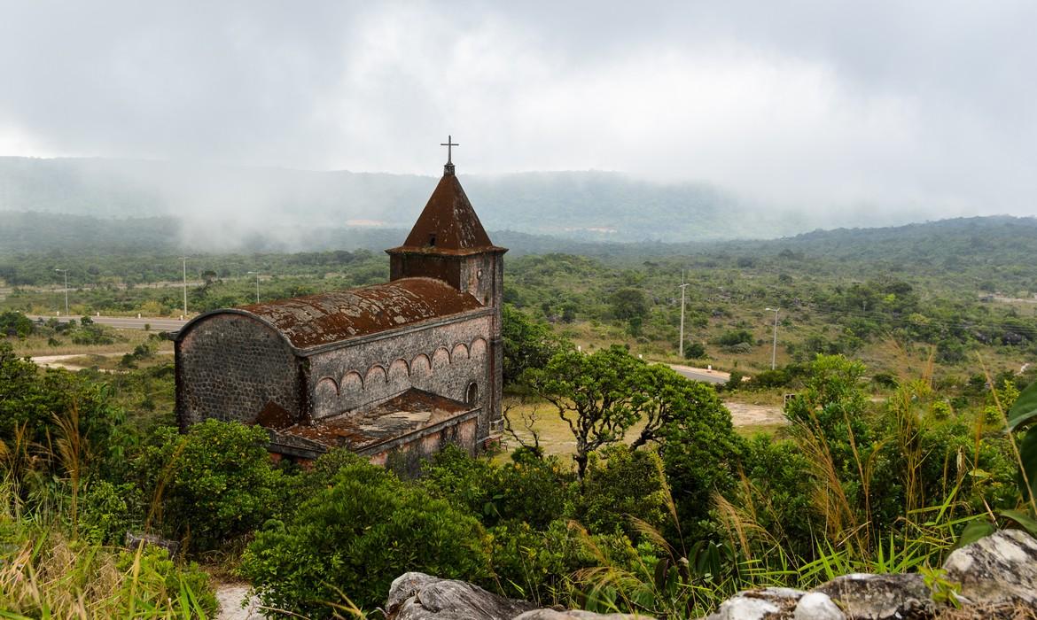 Abandoned church, Bokor